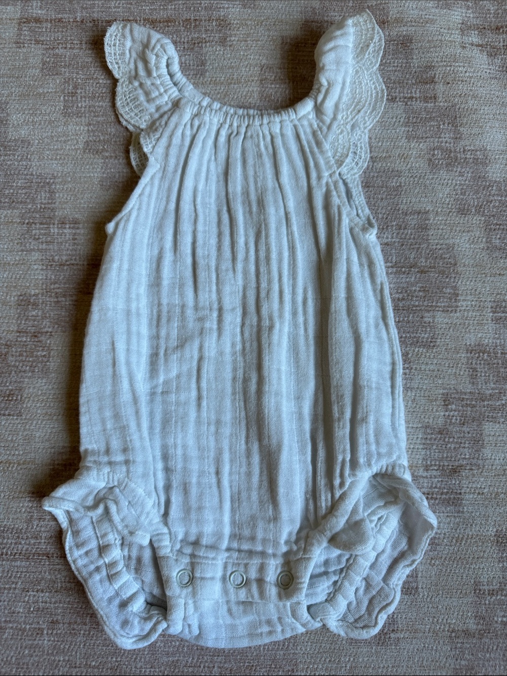 Jamie Kay Organic Cotton White Muslin Baby Romper with Ruffle Edge size 0-3M